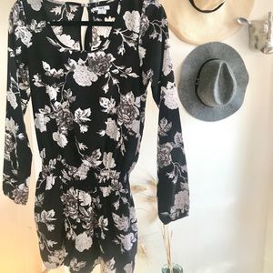 Black and White Floral Romper Bar III
